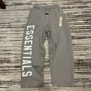 Essentials Dark Oatmeal Relaxes Sweatpants